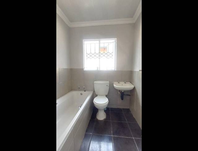 3 BEDROOM HOUSE FOR SALE IN SOSHANGUVE VV